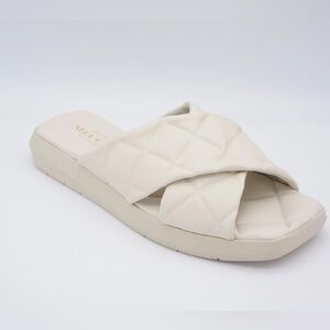 NWOT SESTO MEUCCI Cream Quilted Slide Sandals